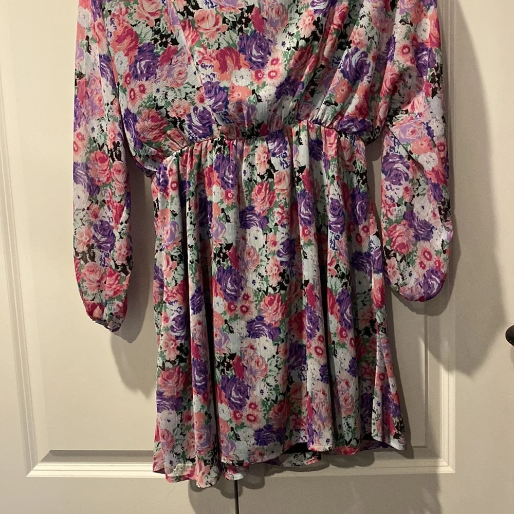 Wayf Long Sleeve Floral Print Mini Dress. Size S. Purple/Pink. Batwing Sleeve. - Picture 5 of 9